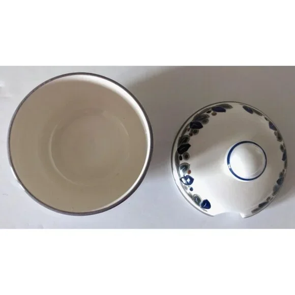 1986 Mikasa Intaglio Arabella Sugar Bowl Stoneware Blue Tulips Lid 5 oz 4*3"CAC1 - Picture 3 of 7